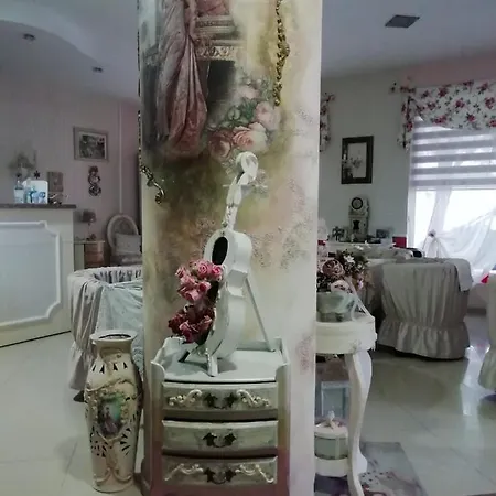 Art Orchidea 招待所 3*